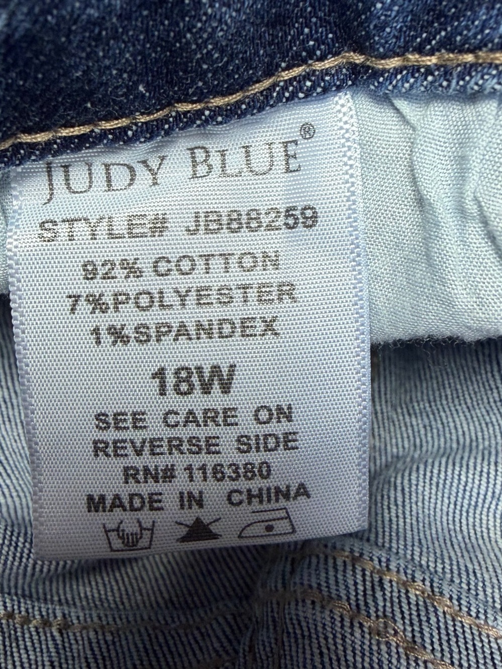 Judy Blue Relaxed Fit Jeans Womens 18W Raw Hem Stretch Blue Denim High Waist - Picture 9 of 9